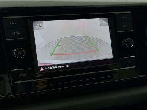 Used 2024 Volkswagen Taos S FWD image 15