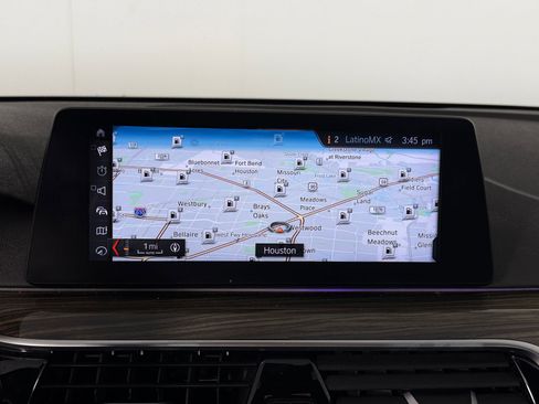 Used 2018 BMW 530i RWD image 25