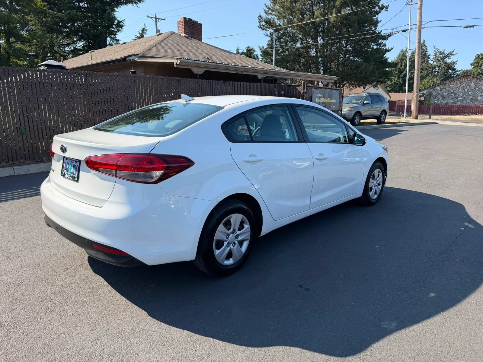 Used 2018 Kia Forte LX FWD image 4