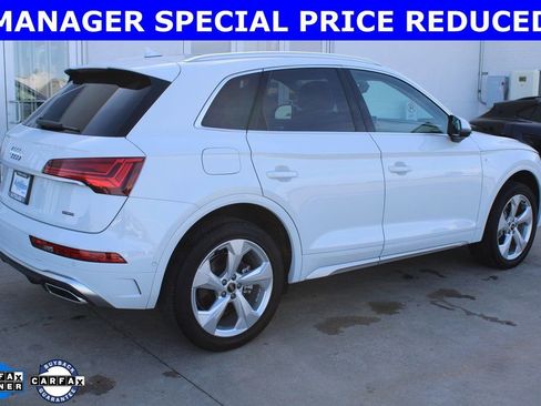 Used 2024 Audi Q5 2.0T Prestige w/ Prestige Package image 6