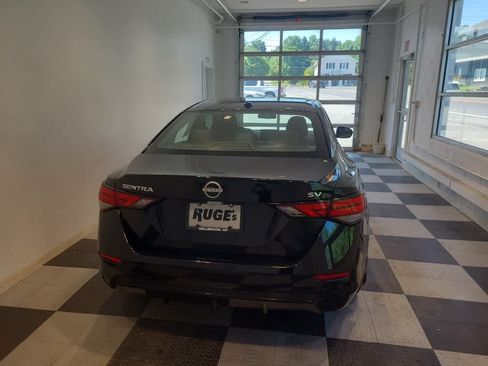 Used 2024 Nissan Sentra SV FWD image 4