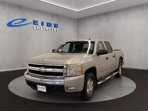 Used 2008 Chevrolet Silverado 1500 LT w/ Power Pack Plus AWD/4WD image 9