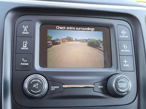 Used 2017 Jeep Cherokee Sport AWD/4WD image 19