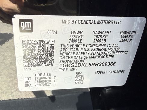 Used 2024 GMC Yukon Denali RWD image 36