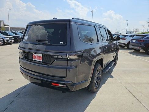 New 2026 Jeep Grand Wagoneer 4WD image 6
