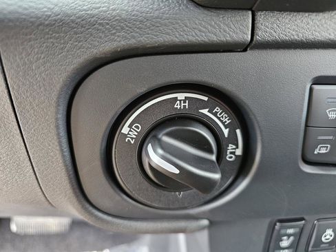 New 2026 Nissan Frontier PRO-4X w/ Pro-4x Convenience Package image 25