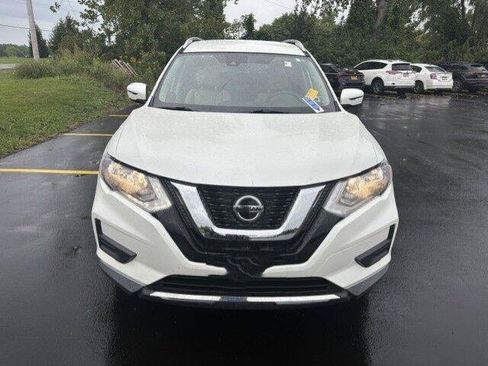 Used 2019 Nissan Rogue SV AWD/4WD image 4
