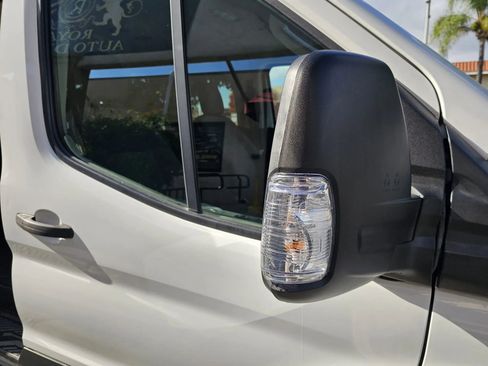 Used 2020 Ford Transit 150 XLT image 27