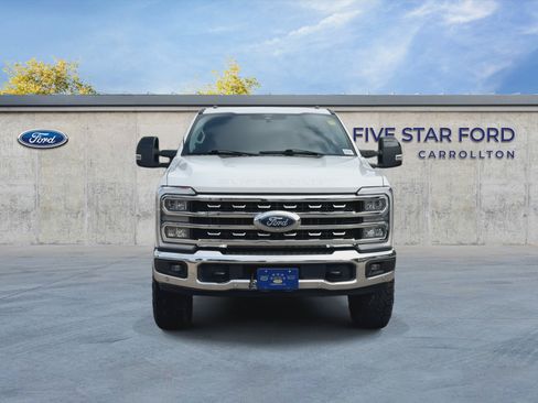 Used 2024 Ford F250 Lariat w/ Lariat Ultimate Package AWD/4WD image 3