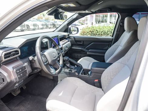 Used 2024 Toyota Tacoma SR5 AWD/4WD image 16