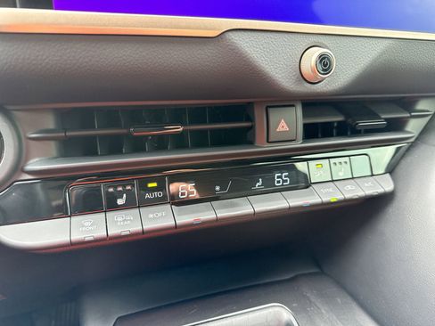 Used 2024 Toyota Crown XLE image 16