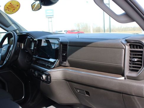 Used 2025 Chevrolet Silverado 1500 LT w/ Work Truck Package AWD/4WD image 28