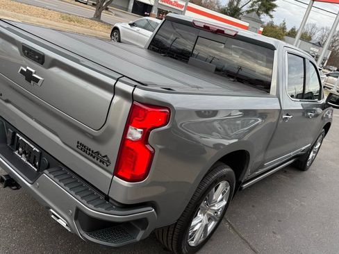 Used 2023 Chevrolet Silverado 1500 High Country w/ High Country Premium Package image 11