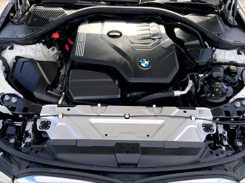 Used 2022 BMW 330i Sedan w/ Premium Package 2 RWD image 31