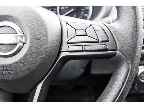 Used 2024 Nissan Kicks S image 14