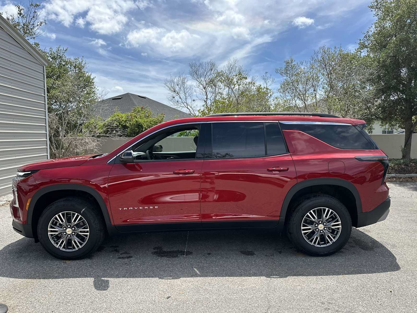 New 2026 Chevrolet Traverse LT w/ LPO, Floor Liner Package FWD image 3