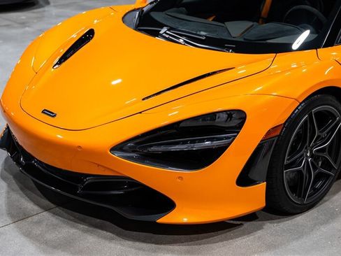 Used 2019 McLaren 720S Performance RWD image 11