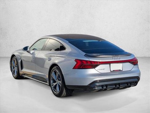 Used 2022 Audi e-tron GT Premium Plus image 8