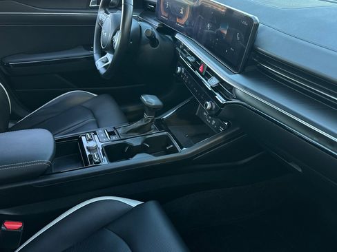 Used 2025 Kia K5 GT-Line image 16