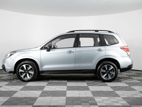 Used 2018 Subaru Forester 2.5i w/ Alloy Wheel Package image 3