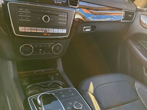 Used 2017 Mercedes-Benz GLS 450 GLS 450 image 13