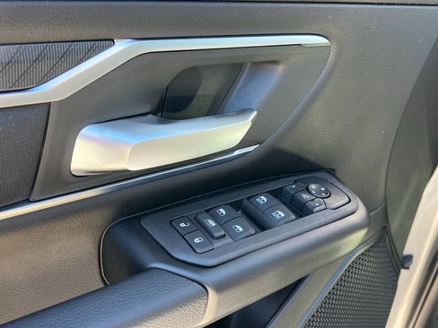 New 2026 RAM 1500 4x4 Crew Cab image 17