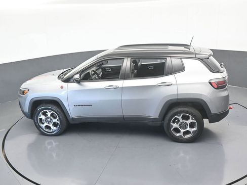 Used 2022 Jeep Compass Trailhawk w/ Trailhawk Elite Group image 53