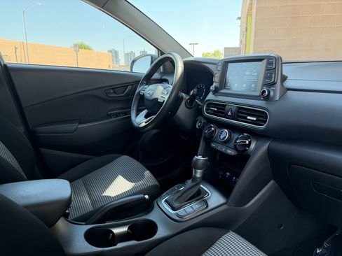 Used 2020 Hyundai Kona SEL Plus w/ Cargo Package FWD image 40