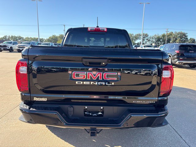 Used 2026 GMC Canyon Denali AWD/4WD image 4