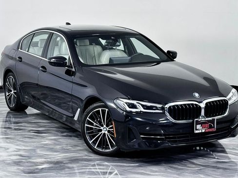 Used 2023 BMW 540i xDrive w/ Convenience Package AWD/4WD image 3