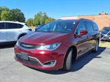 Used 2017 Chrysler Pacifica Touring-L image 4