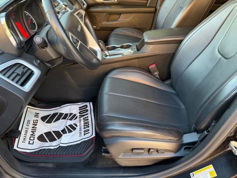 Used 2017 GMC Terrain SLT image 13