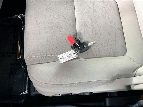 Used 2015 Ford Explorer FWD image 10