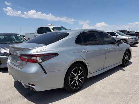 Used 2024 Toyota Camry SE FWD image 2