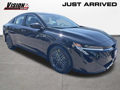 New 2026 Nissan Sentra SV w/ SV Convenience Package FWD image 3