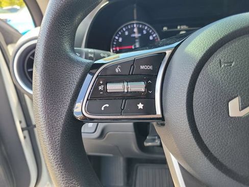 Used 2024 Kia Forte LXS w/ LXS Technology Package FWD image 21