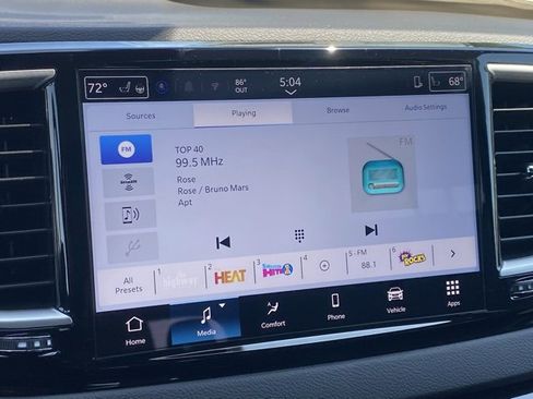 New 2026 Chrysler Voyager LX image 21