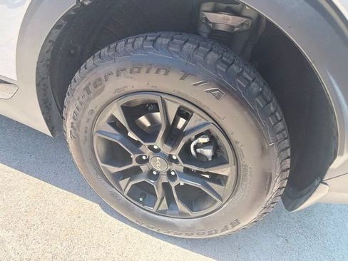 Certified 2025 Kia Sportage X-Pro Prestige AWD/4WD image 9