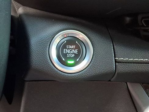 Certified 2022 Buick Envision Preferred FWD image 26