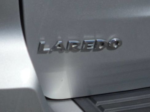 Used 2013 Jeep Grand Cherokee Laredo RWD image 10