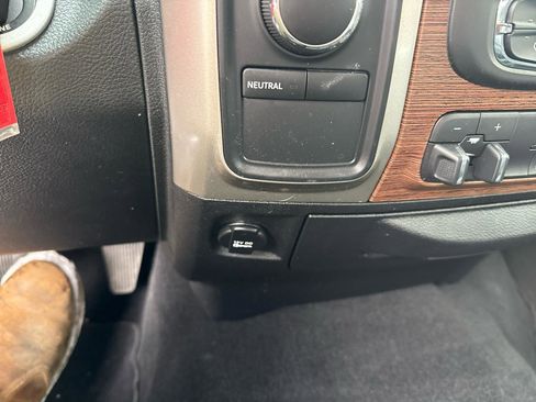 Used 2018 RAM 2500 Laramie AWD/4WD image 24