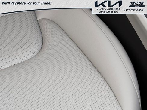 New 2026 Kia Sportage EX w/ EX Panorama Roof Package image 24