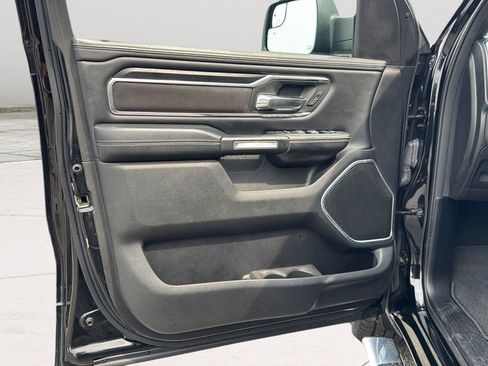 Used 2023 RAM 1500 Laramie AWD/4WD image 17