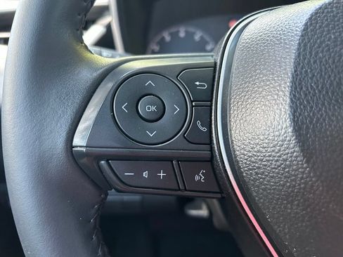 Certified 2025 Toyota Corolla SE FWD image 20