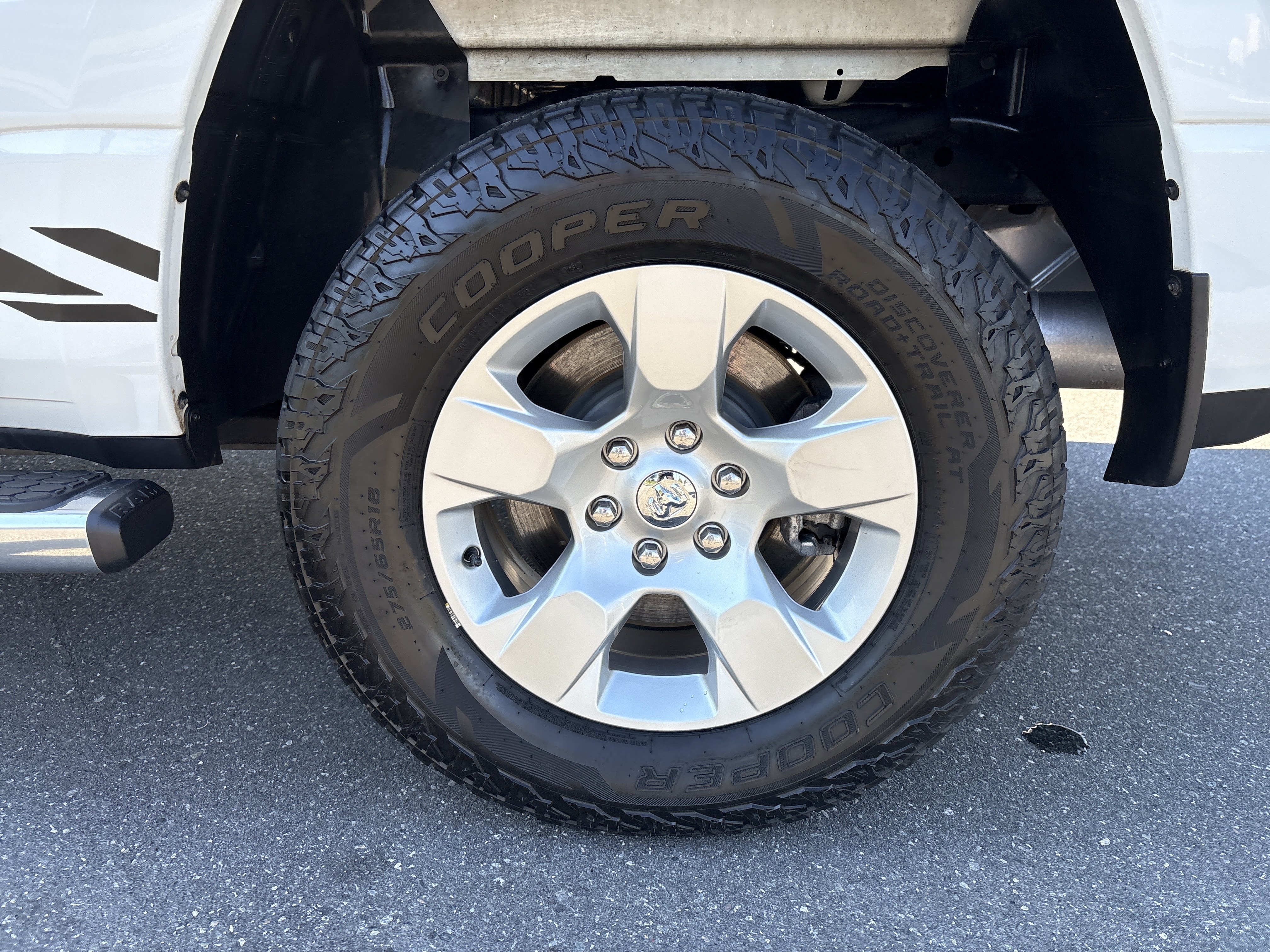 Used 2024 RAM 1500 Big Horn AWD/4WD image 14