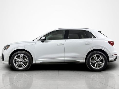 Used 2024 Audi Q3 2.0T Premium Plus AWD/4WD image 2