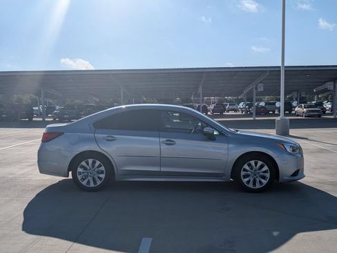 Used 2016 Subaru Legacy 2.5i Premium AWD/4WD image 6