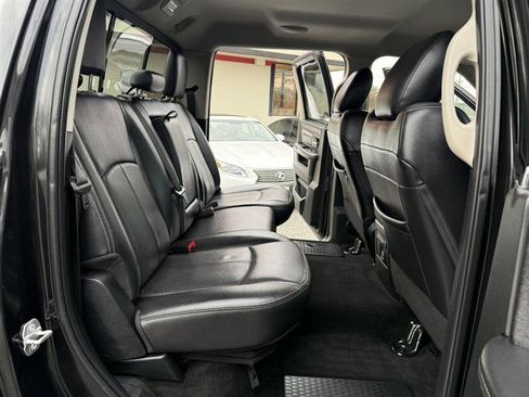 Used 2018 RAM 2500 Laramie w/ Sport Appearance Group image 20