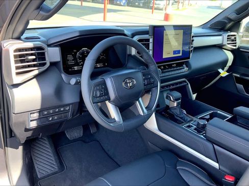 New 2026 Toyota Tundra Limited AWD/4WD image 8