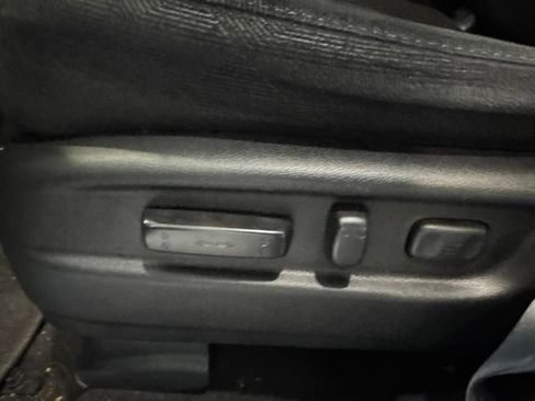 Used 2022 Honda Pilot Sport image 10